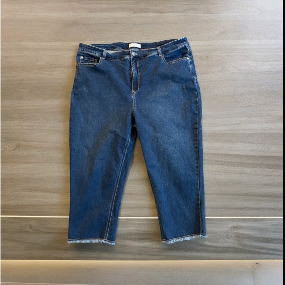 Northern Reflections Dark Wash Capri Crop Denim Jeans Fray Unfinished Hem Sz 16